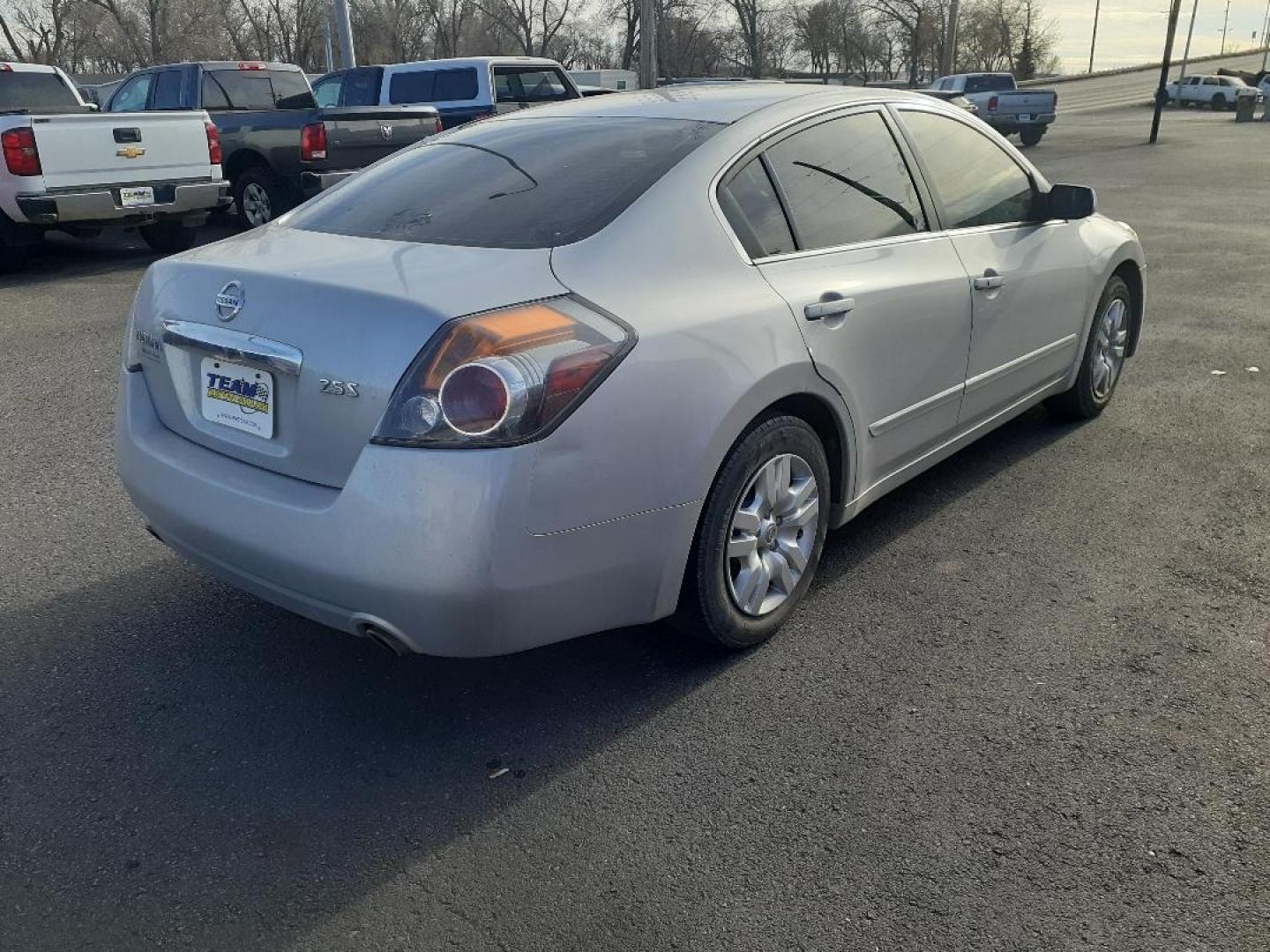 2011 Nissan Altima (1N4AL2AP1BC) , located at 2015 Cambell Street, Rapid City, SD, 57701, (605) 342-8326, 44.066433, -103.191772 - CARFAX AVAILABLE - Photo#3